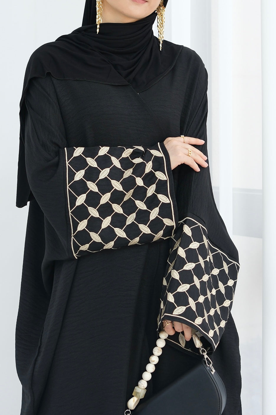 Alice Keffiyeh-Inspired Embroidery Open Abaya 837 - Black