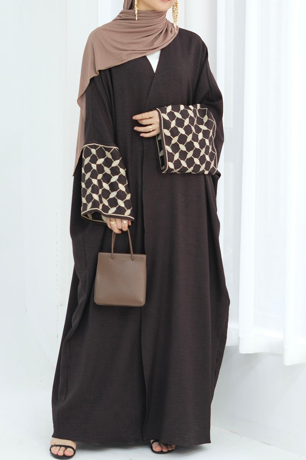 Alice Keffiyeh-Inspired Embroidery Open Abaya 837 - Coffee